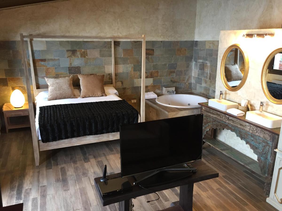 Hotel La Aldea Sonada à Oviede Extérieur photo