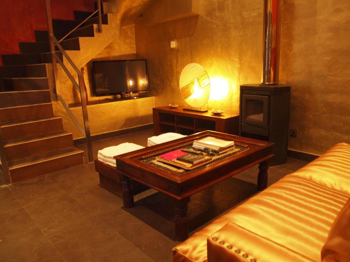 Hotel La Aldea Sonada à Oviede Extérieur photo