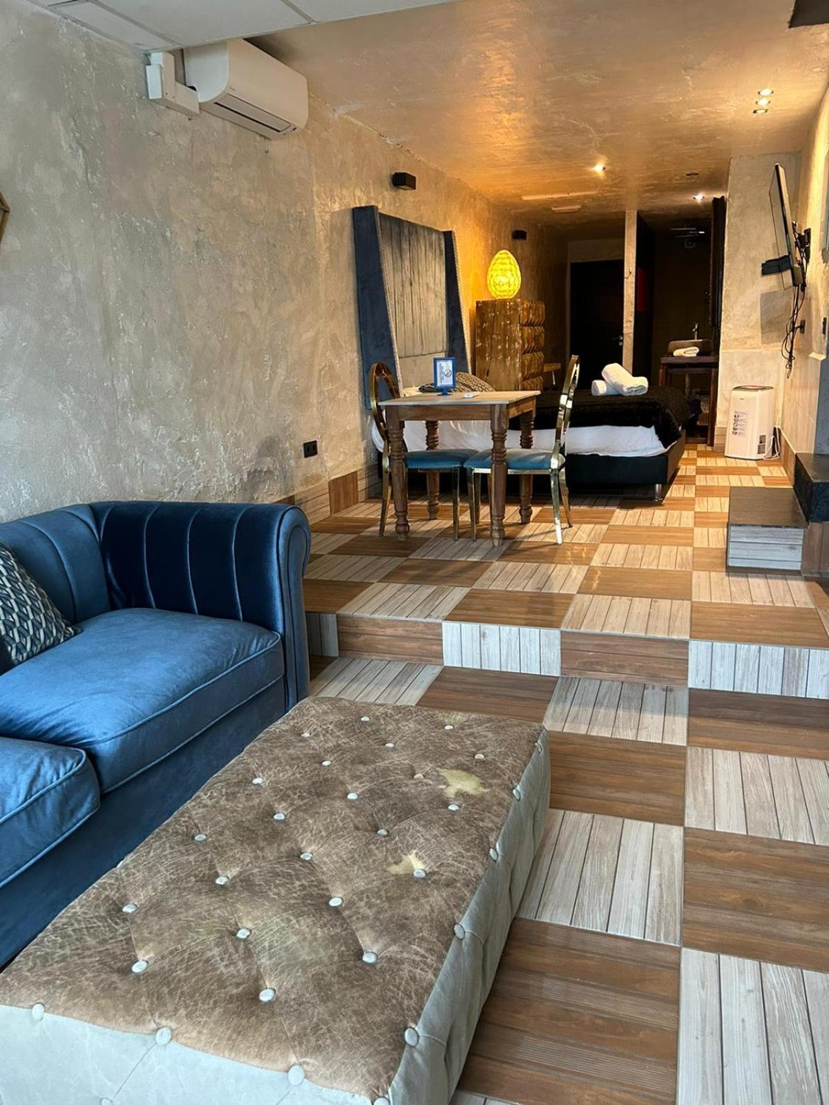 Hotel La Aldea Sonada à Oviede Extérieur photo